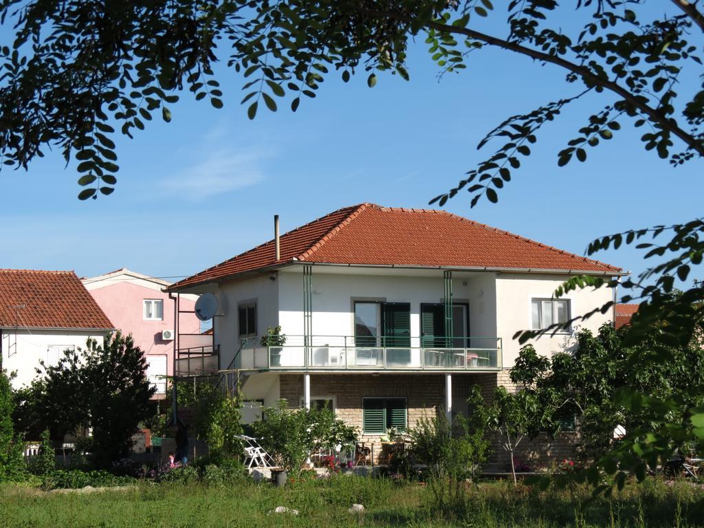Apartments Grubisin Tribalj Exterior foto